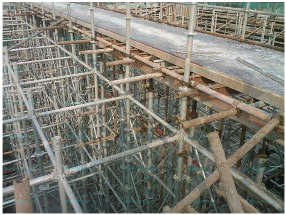 【建筑鋼管腳手架】遵守“安quan”方可趨近工程無憂！